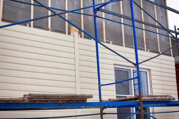 Loose Cladding Repair in Longview